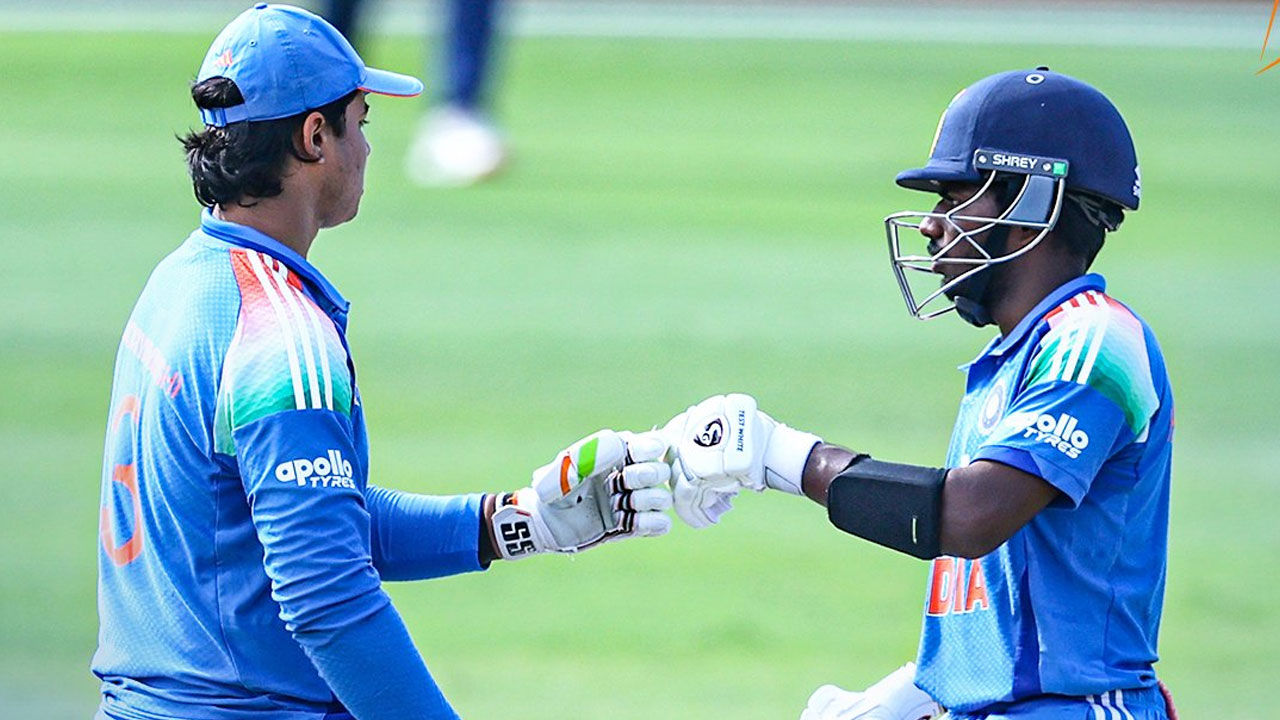 India 19 vs UAE 19: 50 ఓవ‌ర్ల‌లో 433/6.. 171 ర‌న్స్‌తో చెల‌రేగిన వైభ‌వ్‌.. యూఏఈ టార్గెట్ 434