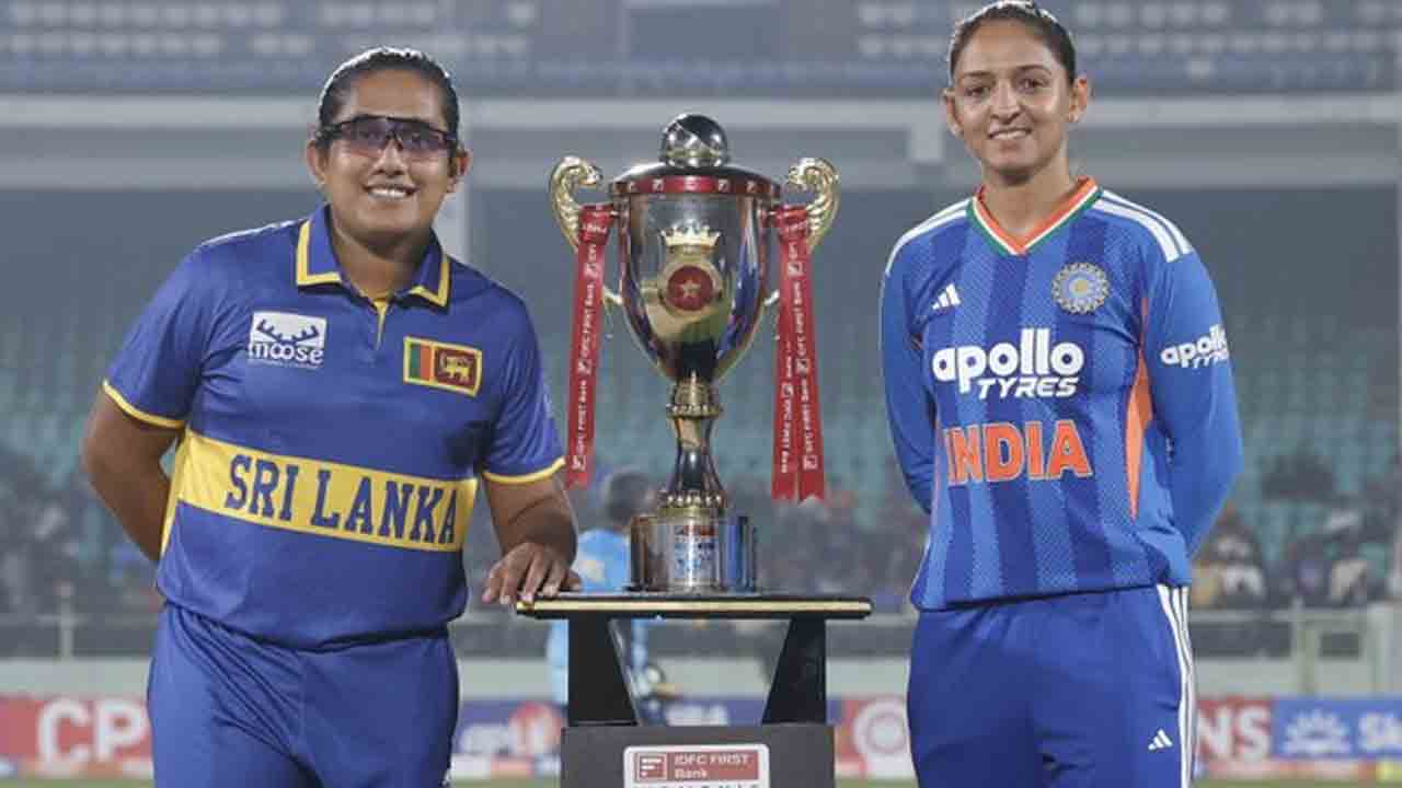 INDW vs SLW | శ్రీలంక ఫస్ట్ బ్యాటింగ్‌.. ఒక మార్పుతో బరిలోకి టీమిండియా..!