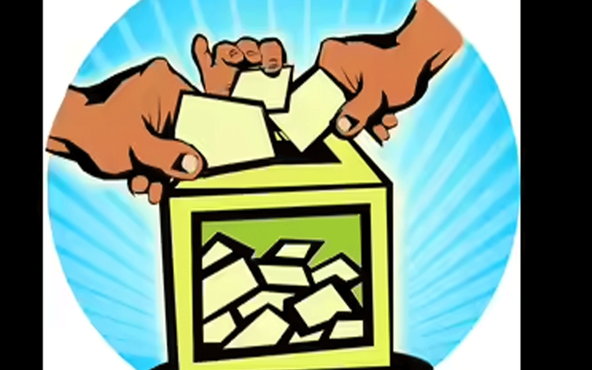 Karepally : కారేపల్లి పంచాయితీ ఎన్నికల్లో త్రిముఖ పోటీ