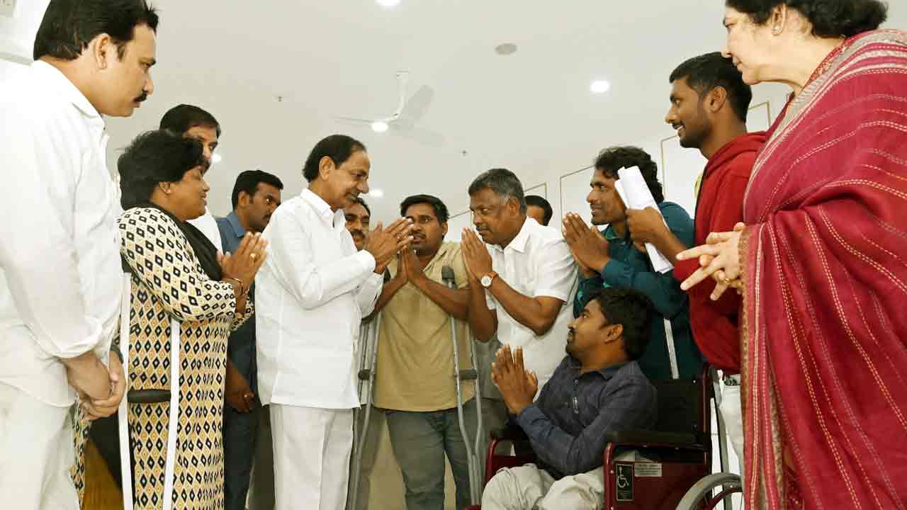KTR | దివ్యాంగుల సమస్యల పరిష్కారానికి వారి వెంట నడుస్తాం.. కేటీఆర్ భరోసా