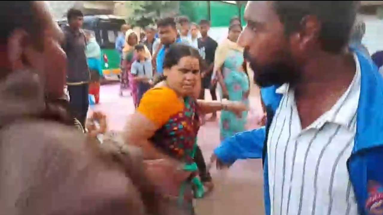 ఆగని దాడులు