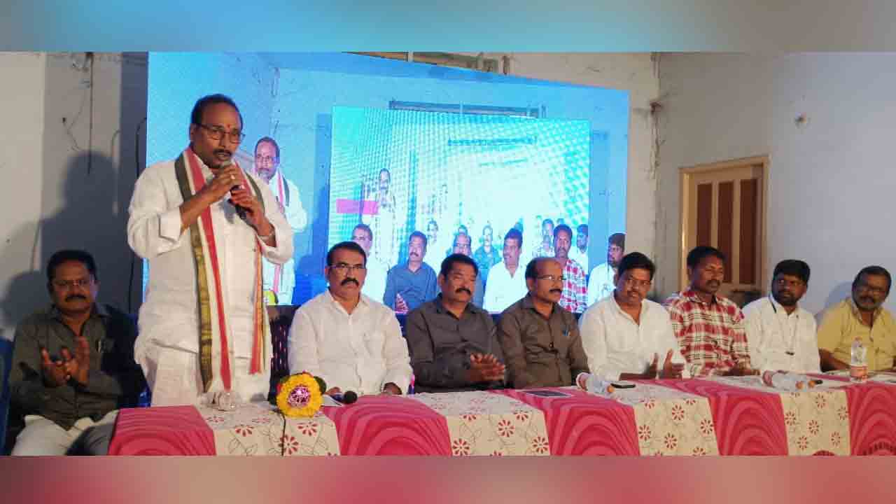 Kodada | ఫొటోగ్రాఫర్లకు రూ.3.5 కోట్ల ఆర్థిక సాయం చేశాం.. రాష్ట్ర అసోసియేషన్ అధ్యక్షులు హుస్సేన్