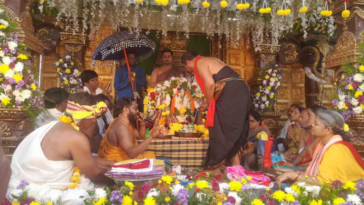 Kollapur | రామాపురంలో కన్నుల పండుగగా నవదశ వార్షికోత్సవము