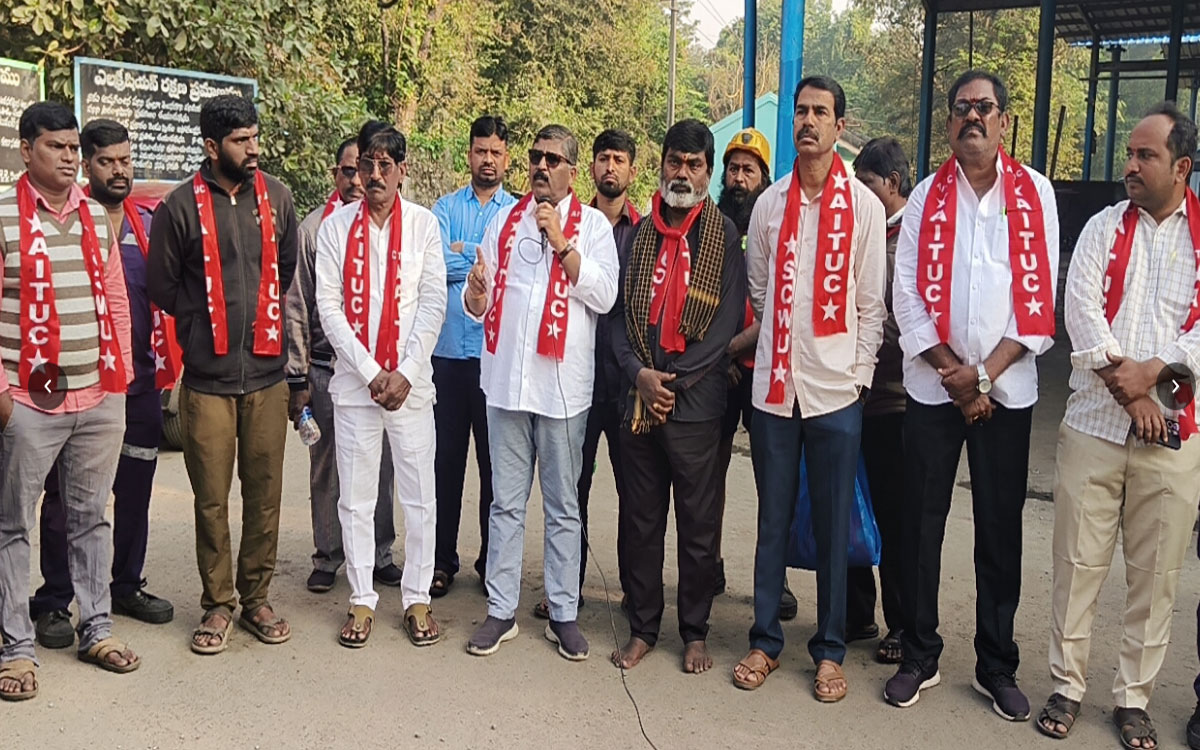 Ramavaram : సింగరేణి సంస్థను కాపాడుకుందాం : కొరిమి రాజ్‌కుమార్