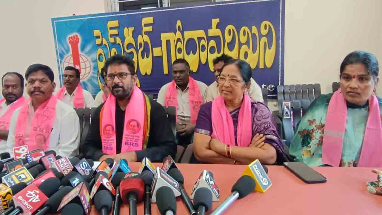 Korukanti Chander | ప్రజలకు కన్నీళ్లు పెట్టిస్తున్న ఎమ్మెల్యే రాజ్ ఠాకూర్ మక్కాన్‌ సింగ్‌ : కోరుకంటి చందర్