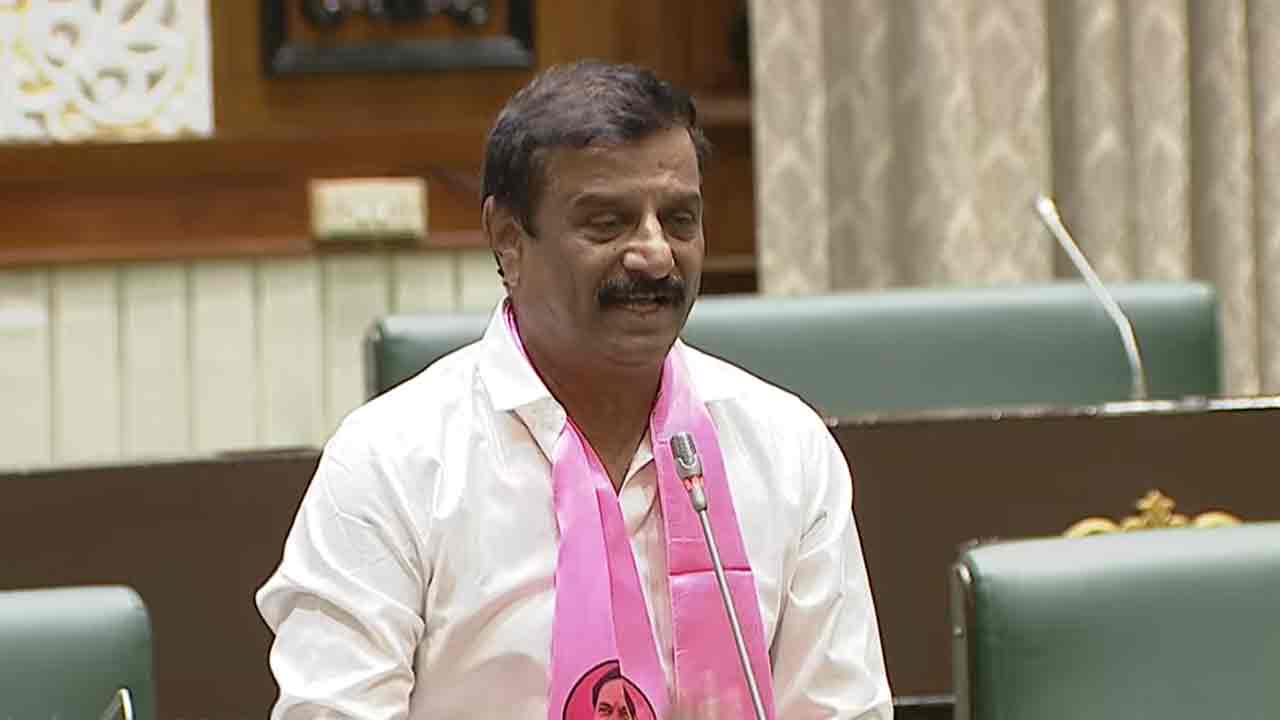 Kotha Prabhakar Reddy | యాప్ లేకుండా యూరియా పంపిణీ చేయాలి.. కొత్త ప్రభాకర్ రెడ్డి డిమాండ్