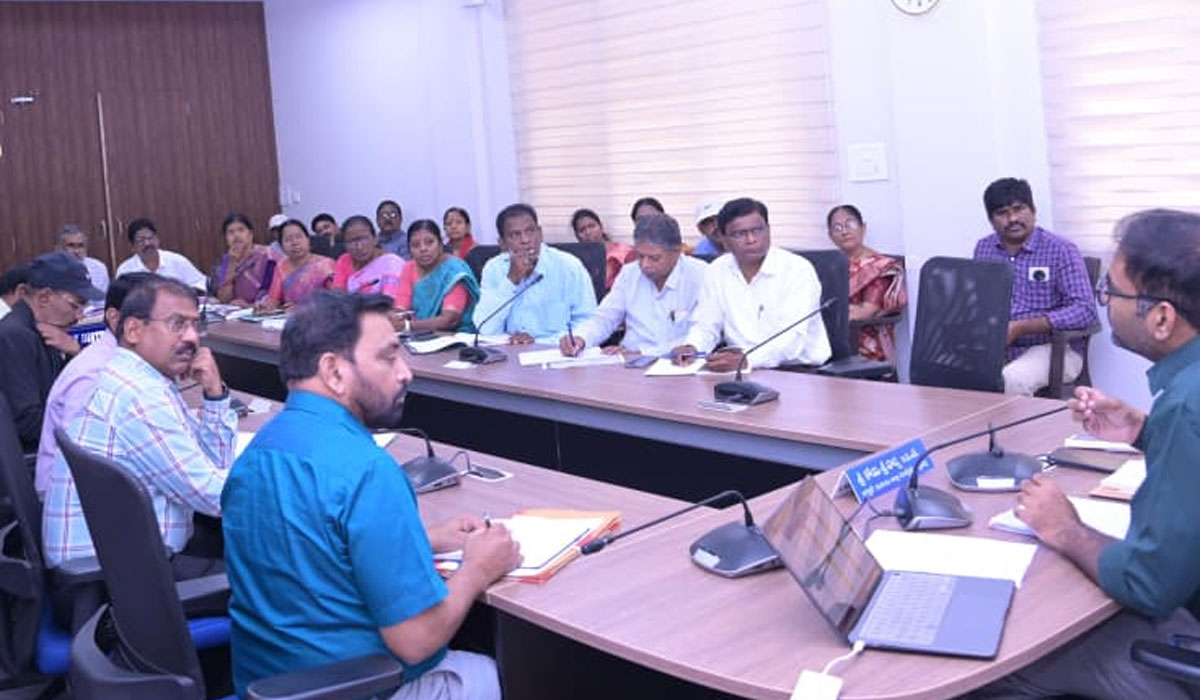 Collector Koya Sri Harsha | ప్రభుత్వ పాఠశాలలను పరిశీలించాలి.. పెద్దపల్లి కలెక్టర్‌ కోయ శ్రీ హర్ష