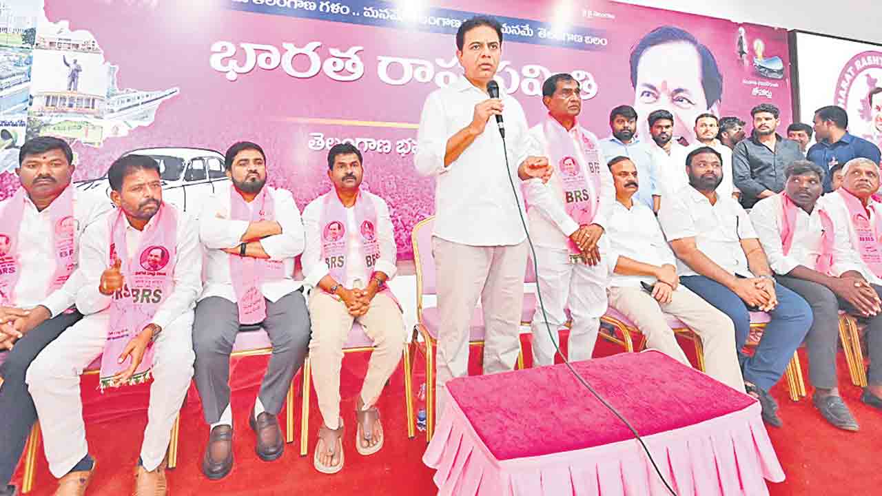 KTR | నిధులివ్వకుంటే తాటతీస్తం!.. ప్రజల సొమ్ముకు పాలకులు ధర్మకర్తలే : కేటీఆర్‌
