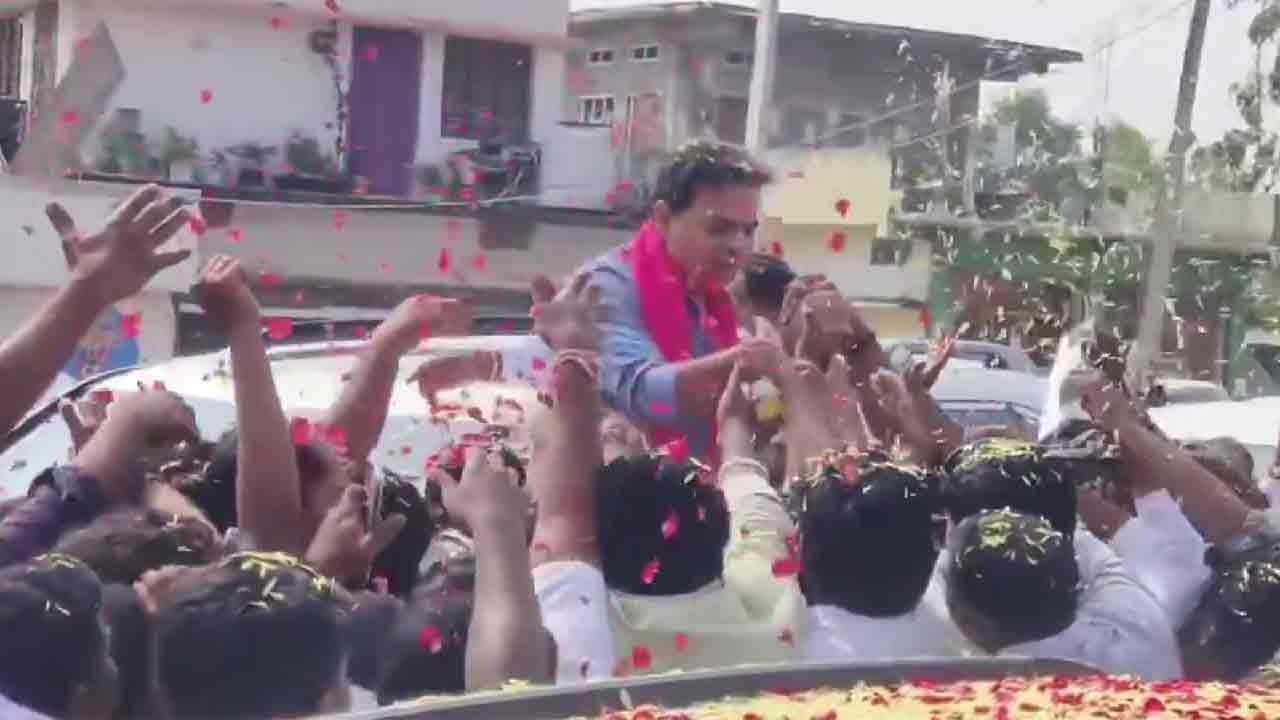 KTR | మహబూబాబాద్ జిల్లాలో కేటీఆర్‌ పర్యటన.. ఘన స్వాగతం పలికిన కార్యకర్తలు