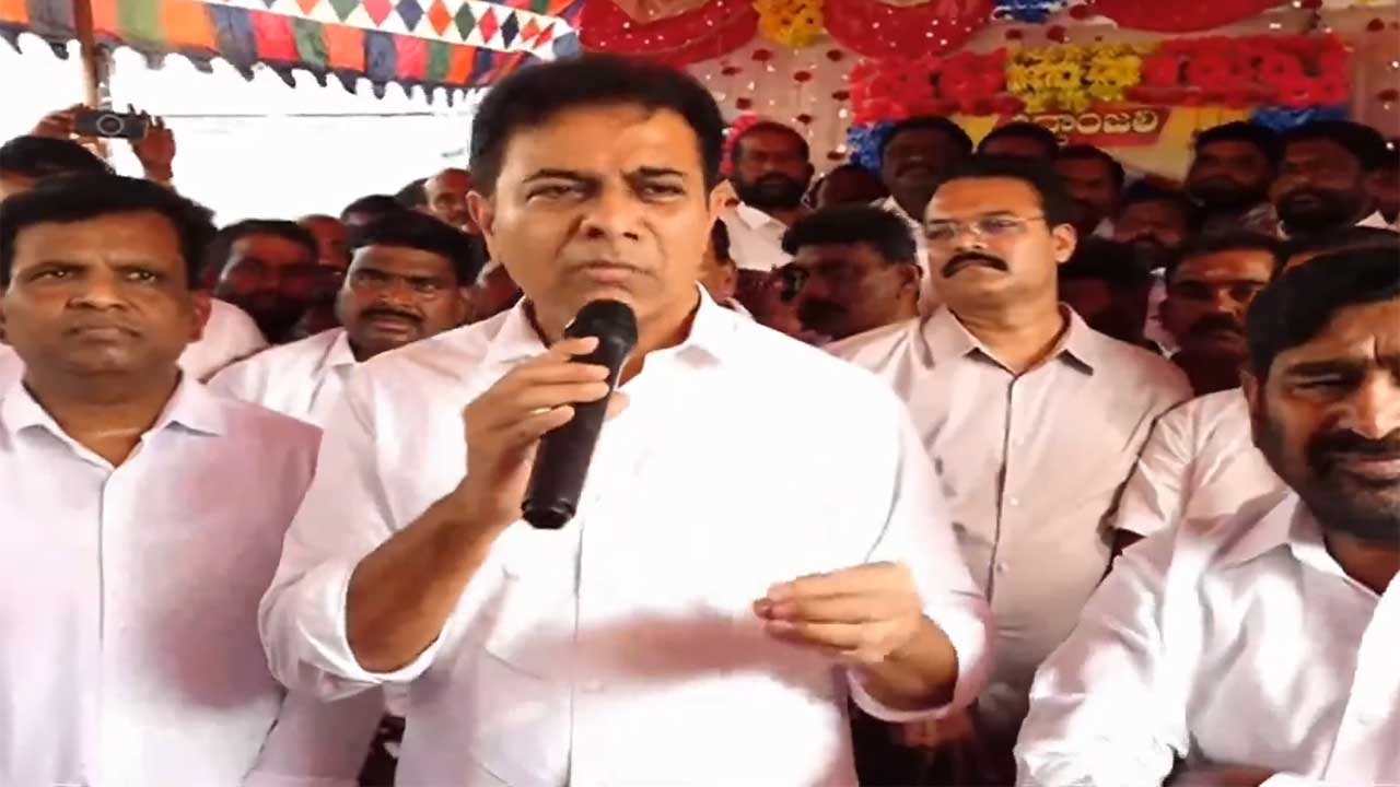 KTR | పంచాయతీ ఎన్నికలకే ఇంతగా ఎందుకు భయపడుతున్నారు.. కాంగ్రెస్‌ను నిలదీసిన కేటీఆర్‌