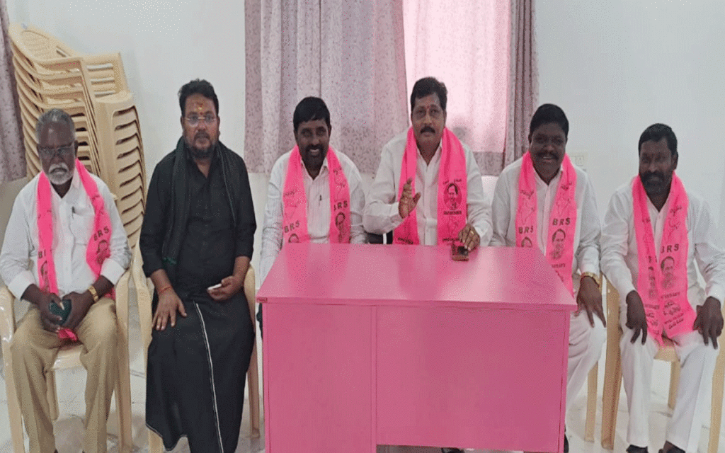 Suryapet : కాంగ్రెస్‌ను గెలిపిస్తే అవినీతికి లైసెన్స్ ఇచ్చినట్లే : బడుగుల లింగయ్య యాదవ్