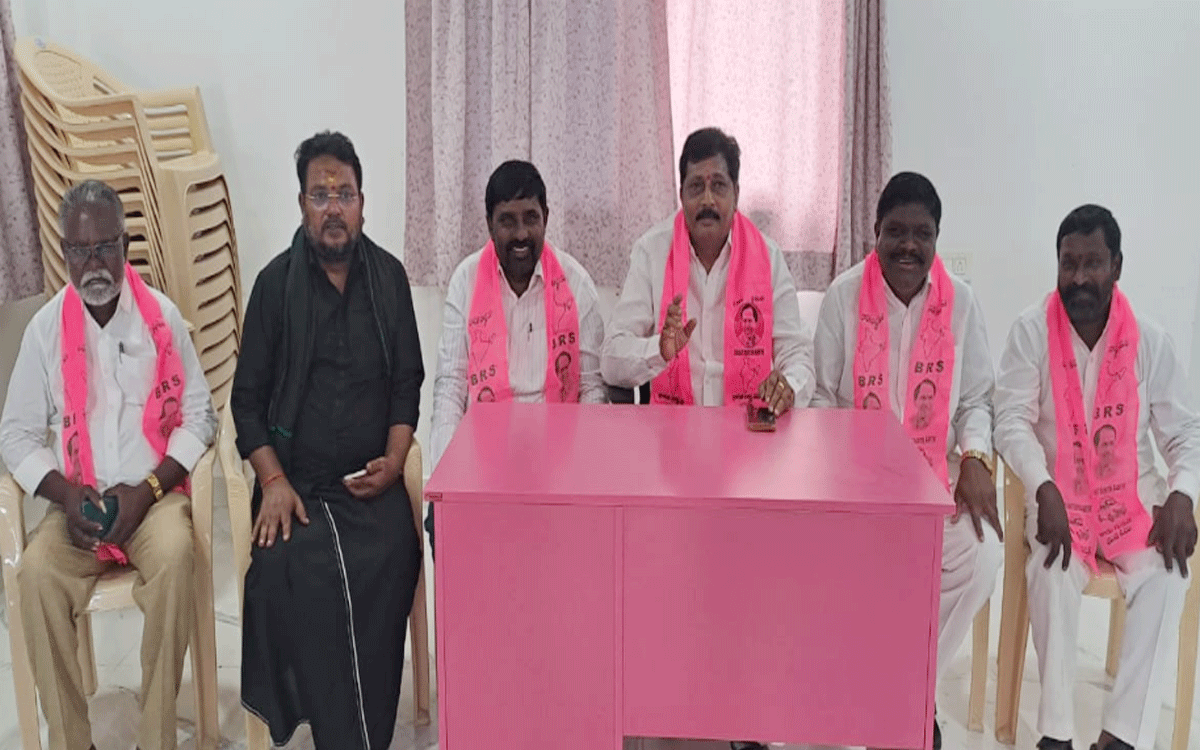 Suryapet : కాంగ్రెస్‌ను గెలిపిస్తే అవినీతికి లైసెన్స్ ఇచ్చినట్లే : బడుగుల లింగయ్య యాదవ్