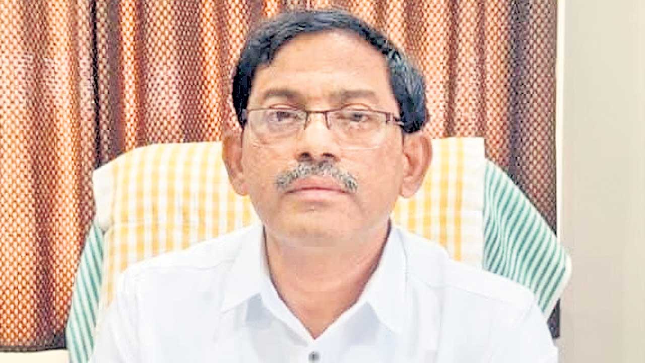 గుండెపోటుతో జగిత్యాల డీఎంహెచ్‌వో మృతి