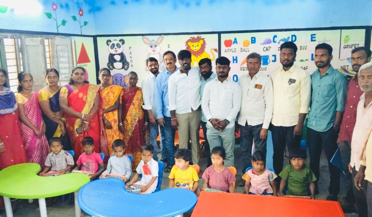 Isrojiwadi | ఇస్రోజీవాడిలో ఫ్రీ ప్రైమరీ పాఠశాల ప్రారంభం
