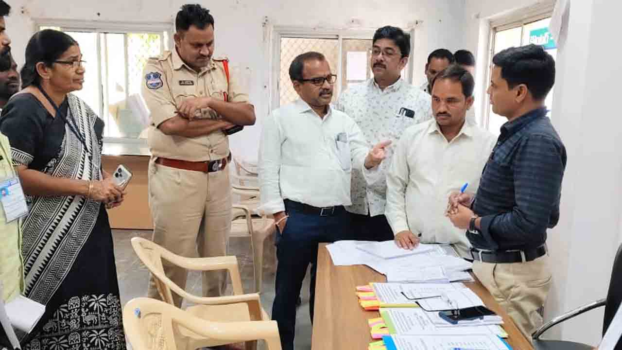 Shivvampeta | అభ్యర్థుల పత్రాల పరిశీలనలో గందరగోళం సృష్టించవద్దు : ఆర్డీవో మహిపాల్ రెడ్డి