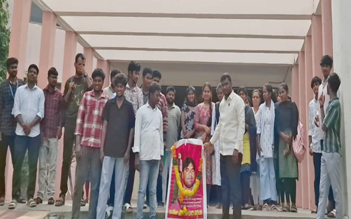 Ramagiri : ‘శ్రీ‌కాంతాచారి త్యాగం తెలంగాణ ఉద్య‌మానికి మ‌లుపు’