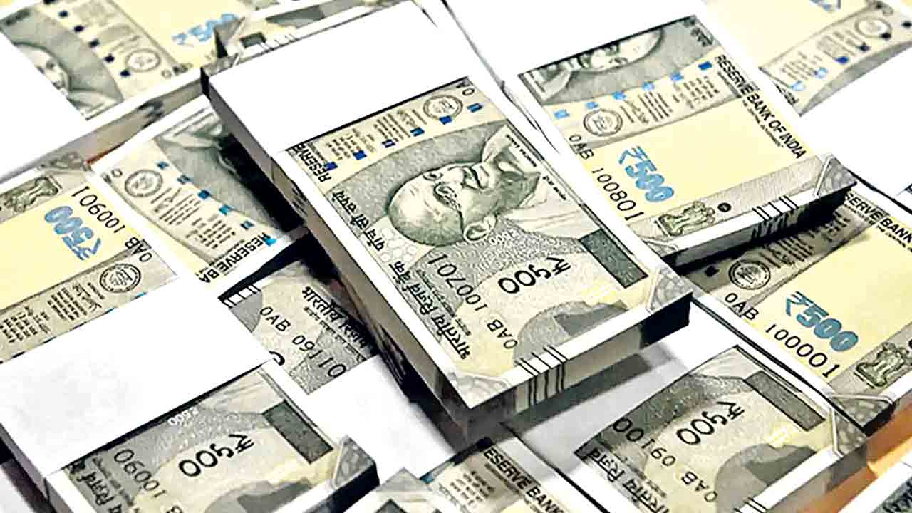 రాష్ట్రంలో స్తంభించిన అభివృద్ధి.. ప్రభుత్వం వద్ద భారీగా పేరుకుపోయినబిల్లులు