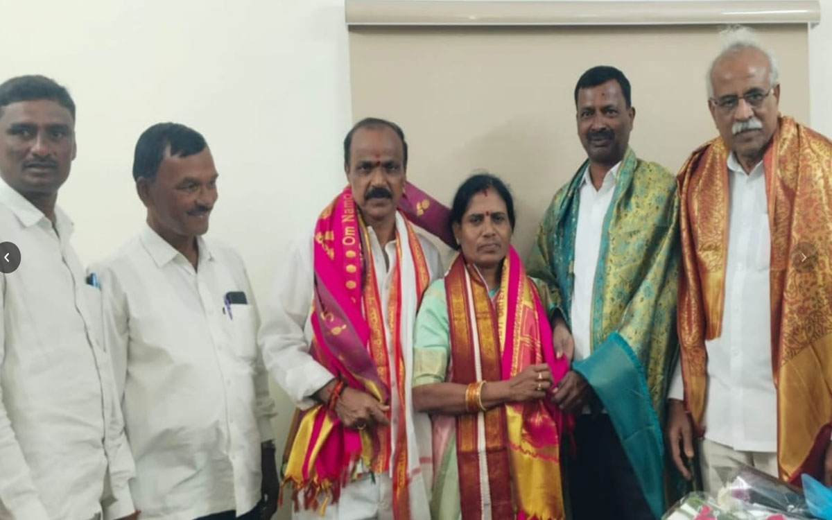 Munugode : నూతన పాలకవర్గం గ్రామాభివృద్ధికి పాటుపడాలి : ఎమ్మెల్యే రాజగోపాల్ రెడ్డి