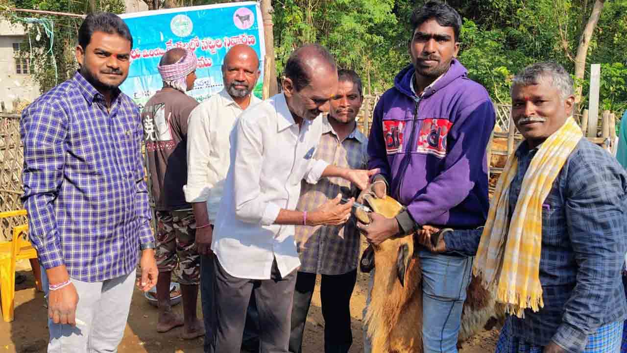 Mogullapalli | వైద్య సేవలను రైతులు సద్వినియోగం చేసుకోవాలి : అరెల్లి రమేష్ గౌడ్