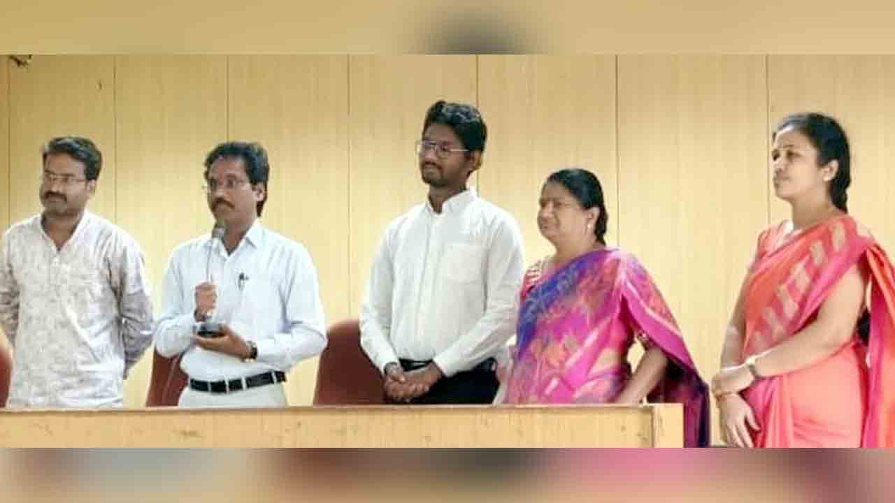 Power BI skills will | పవర్‌ బీఐ నైపుణ్యాలతో విస్తృత ఉపాధి అవకాశాలు : ప్రిన్సిపాల్‌ అమరవేణి