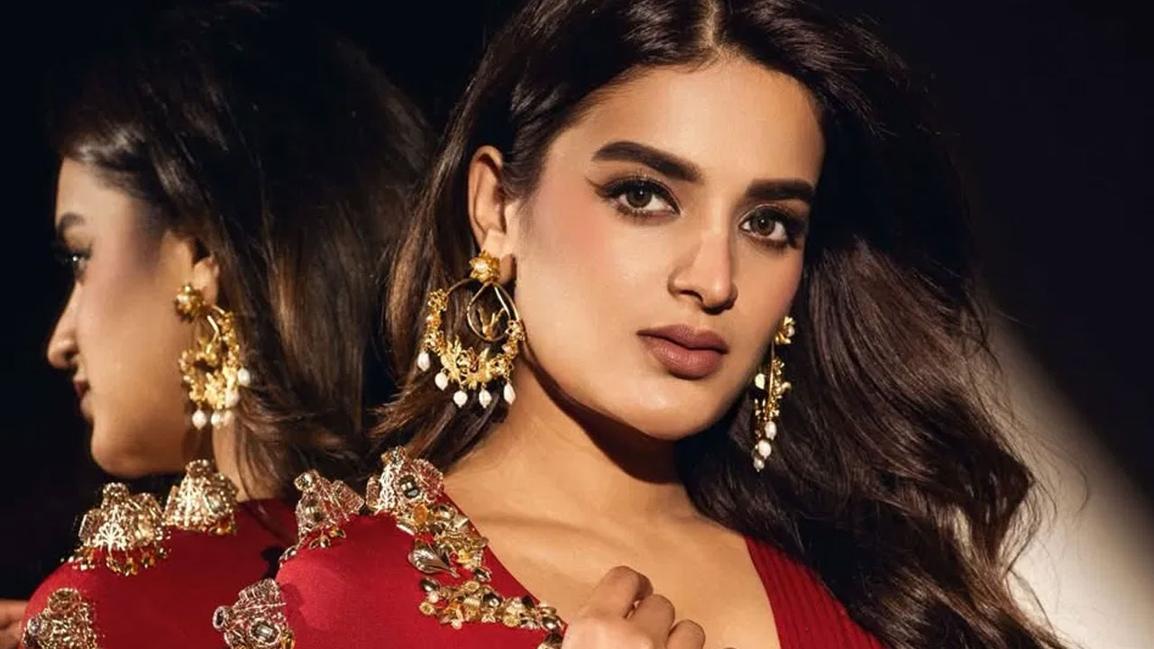 Nidhhi Agerwal | లులూ మాల్ ఘ‌ట‌న త‌ర్వాత హాట్ టాపిక్‌గా మారిన నిధి.. పాత వీడియో వైర‌ల్‌