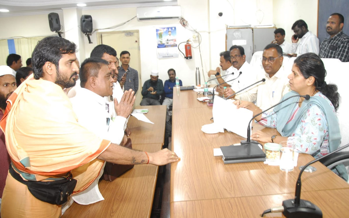 Ramagiri : ‘అపర‌ కర్మలకు స్థలం కేటాయించాలి’