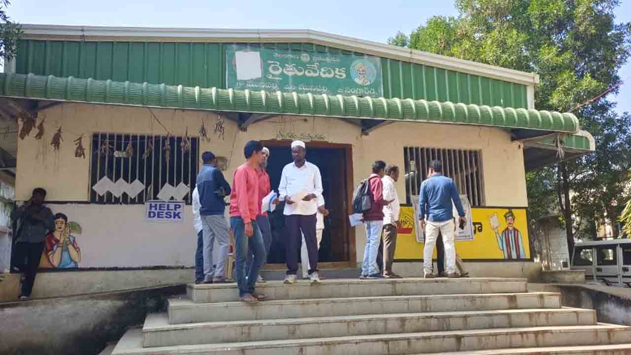 Nominations | అసౌకర్యాలపై పట్టింపే లేదా..? నామినేషన్‌ వేసే అభ్యర్థుల ఆగ్రహం