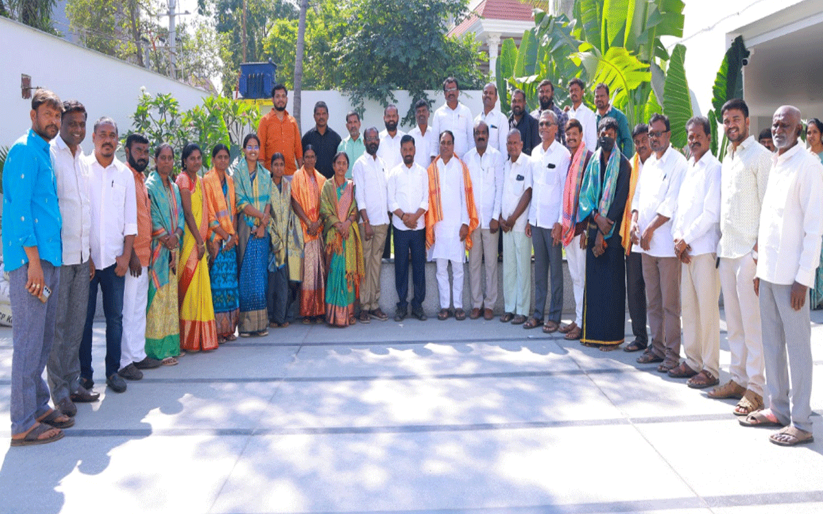 Bibinagar : గ్రామాభివృద్ధే లక్ష్యంగా పని చేయాలి : మాజీ ఎమ్మెల్యే పైళ్ల శేఖర్రెడ్డి