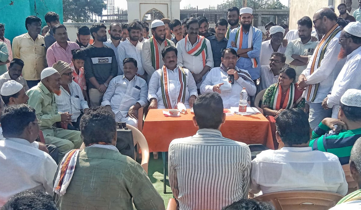 Pocharam Srinivas Reddy | స్థానిక సంస్థల ఎన్నికల్లో అభివృద్ధి చేసే వారినే గెలిపించాలి..పోచారం శ్రీనివాస్ రెడ్డి