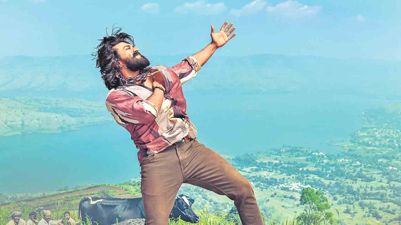 చికిరి చికిరి.. మేనియా