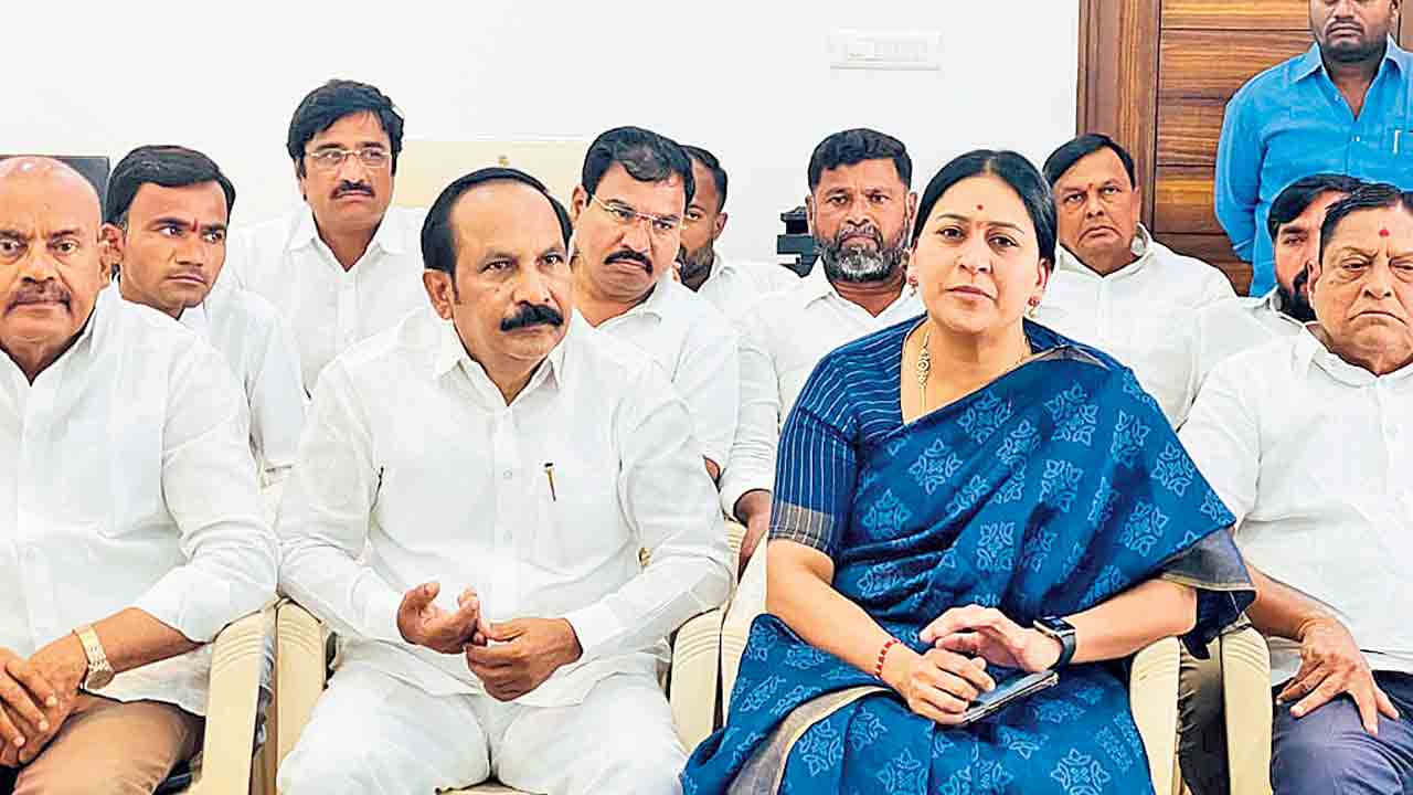 రేవంత్‌.. నోరు అదుపులో పెట్టుకో : రెడ్యానాయక్‌