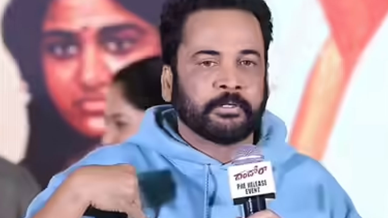 Shivaji | వాళ్లు కూడా నాపై కుట్ర చేస్తున్నారు ..మహిళా కమిషన్ విచారణ అనంతరం శివాజీ కీలక వ్యాఖ్యలు