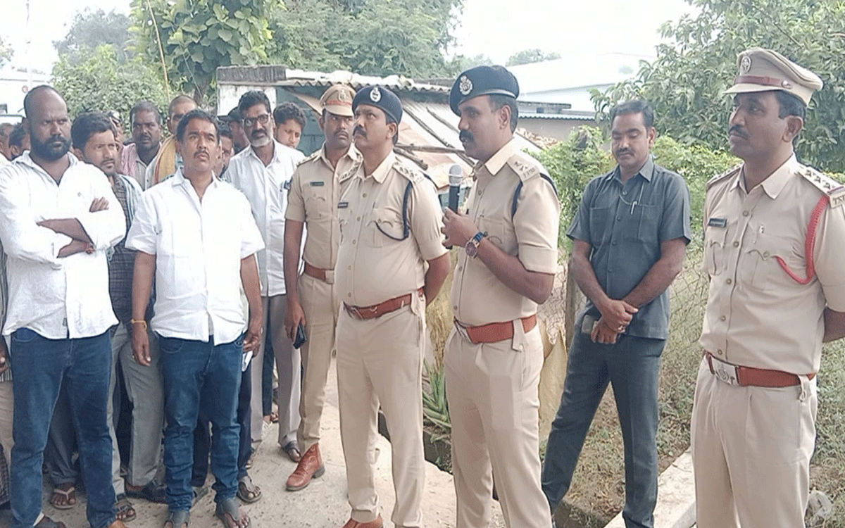 Penpahad : స్థానిక సంస్థల ఎన్నికల సజావుకు సహకరించాలి : ఎస్పీ కె.నర‌సింహ‌