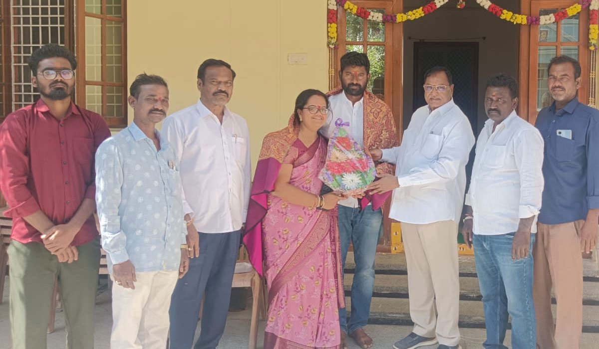 Raghavpur | రాఘవాపూర్ సర్పంచ్ గా తాడిచెట్టి చామంతి-శ్రీకాంత్ సగర