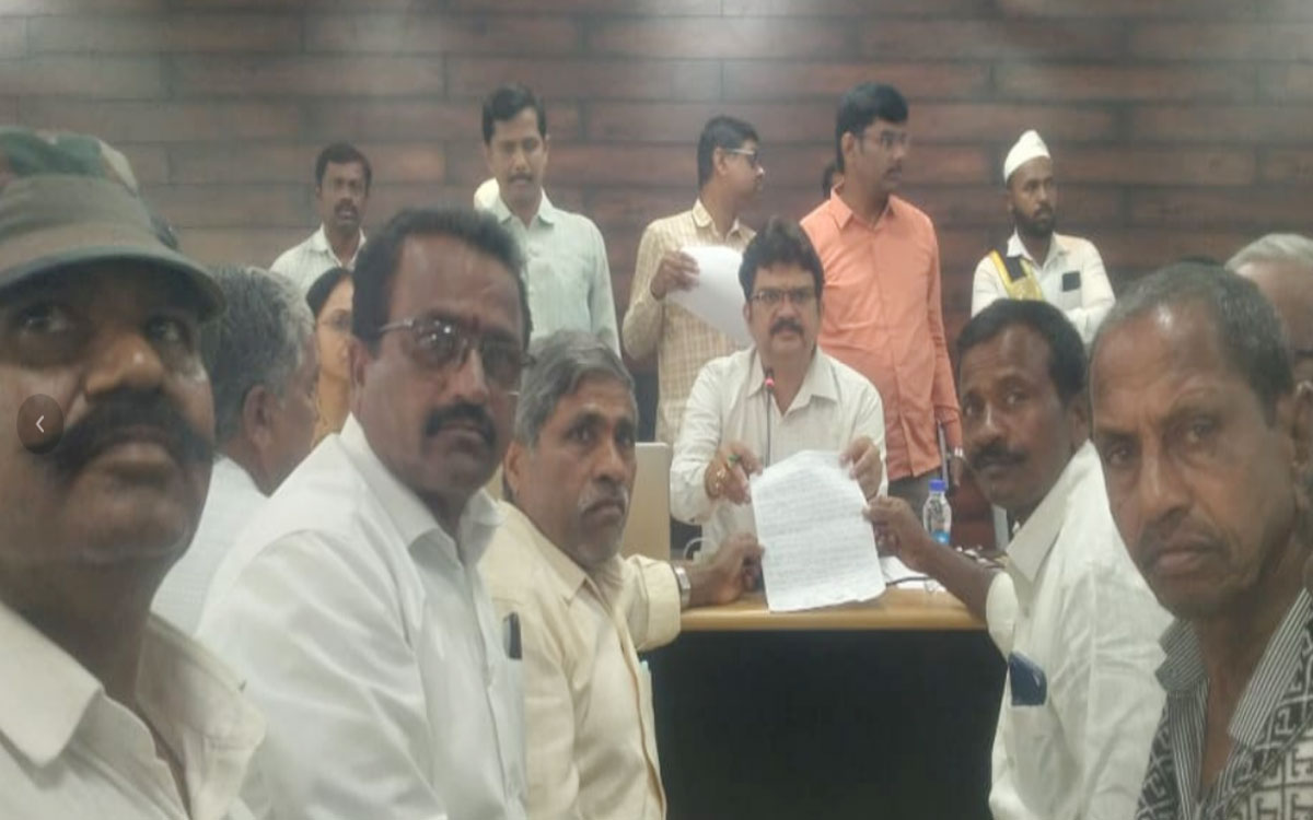 Bibinagar : గొర్రెల పెంపకందారుల స‌మ‌స్య‌లు ప‌రిష్క‌రించాలి : దేశబోయిన సూర్యనారాయణ