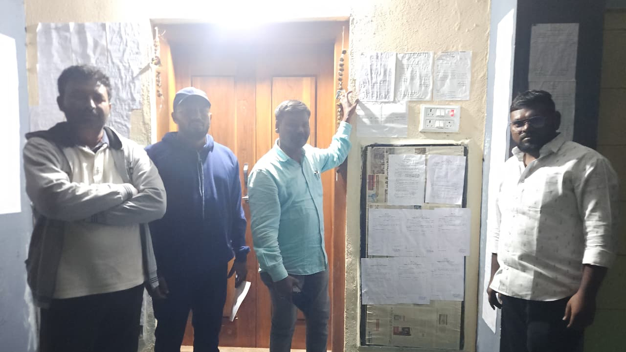 Panchayathi Elections | తంగళ్లపల్లిలో రాత్రికి రాత్రే సర్పంచ్ అభ్యర్థుల గుర్తులు మార్పు!