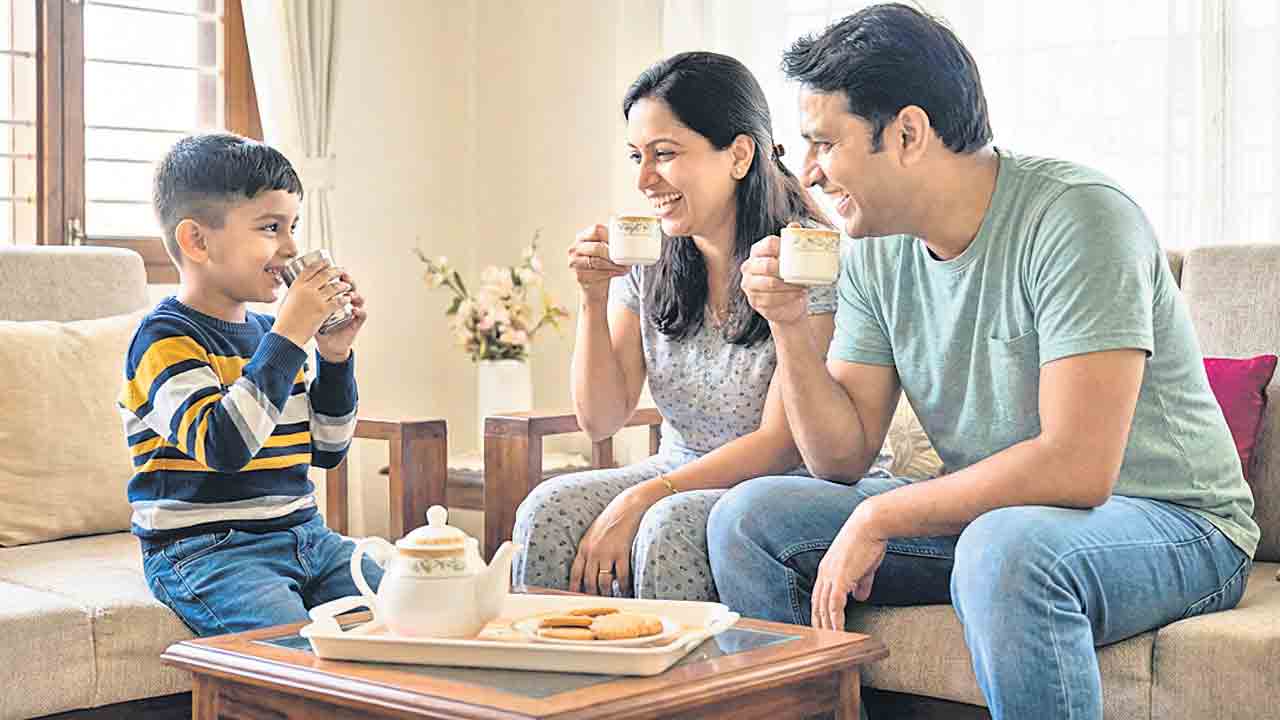 చిన్నారులకు చాయ్‌ తాగించకండి.. హాని చేస్తుంది!