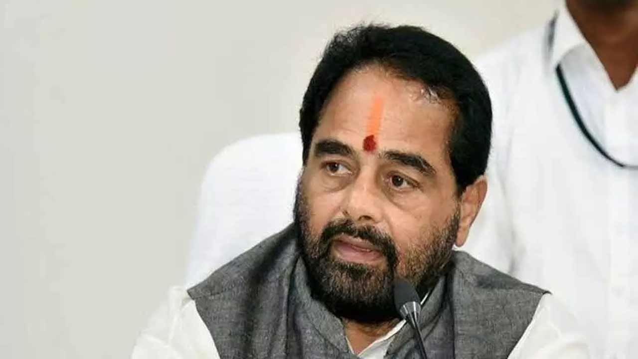 రామ్మోహన్‌ నాయుడు కేంద్ర మంత్రి పదవికి రాజీనామా చేయాలి.. ఇండిగో సంక్షోభం నేపథ్యంలో మాజీ స్పీకర్‌ డిమాండ్‌