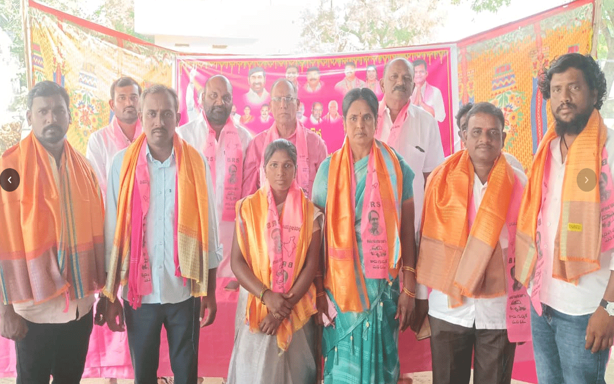 Thungathurthi : ఘనంగా మాజీ ఎమ్మెల్యే గాదరి కిశోర్ జన్మదిన వేడుకలు