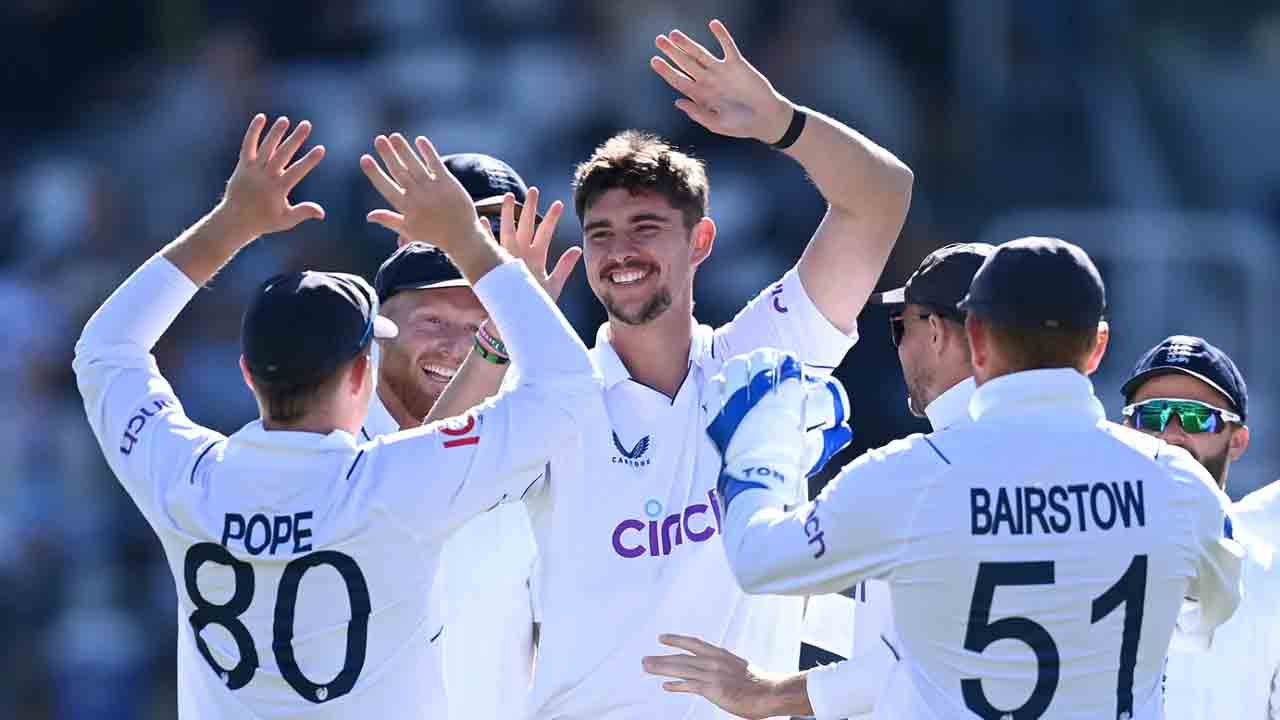 ECB | అడిలైడ్‌లో ఇంగ్లండ్‌కు చావోరేవో‌.. యువ పేసర్‌ రాకతో బోణీ కొట్టేనా..!