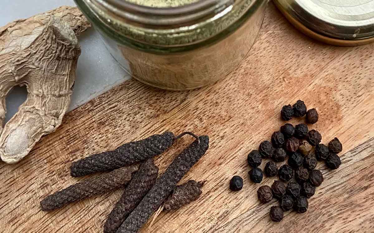 Trikatu Churnam | ప్ర‌తి ఒక్క‌రు ఇంట్లో ఈ మూలిక‌ల‌ను త‌ప్ప‌నిస‌రిగా నిల్వ చేసుకోవాలి.. ఎందుకంటే..?