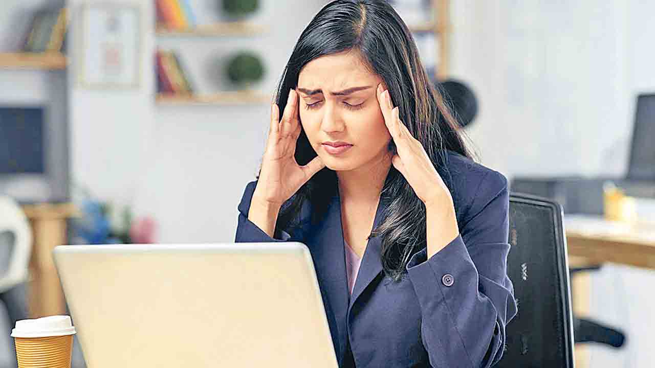 ఆమెకే తలనొప్పి తిప్పలు