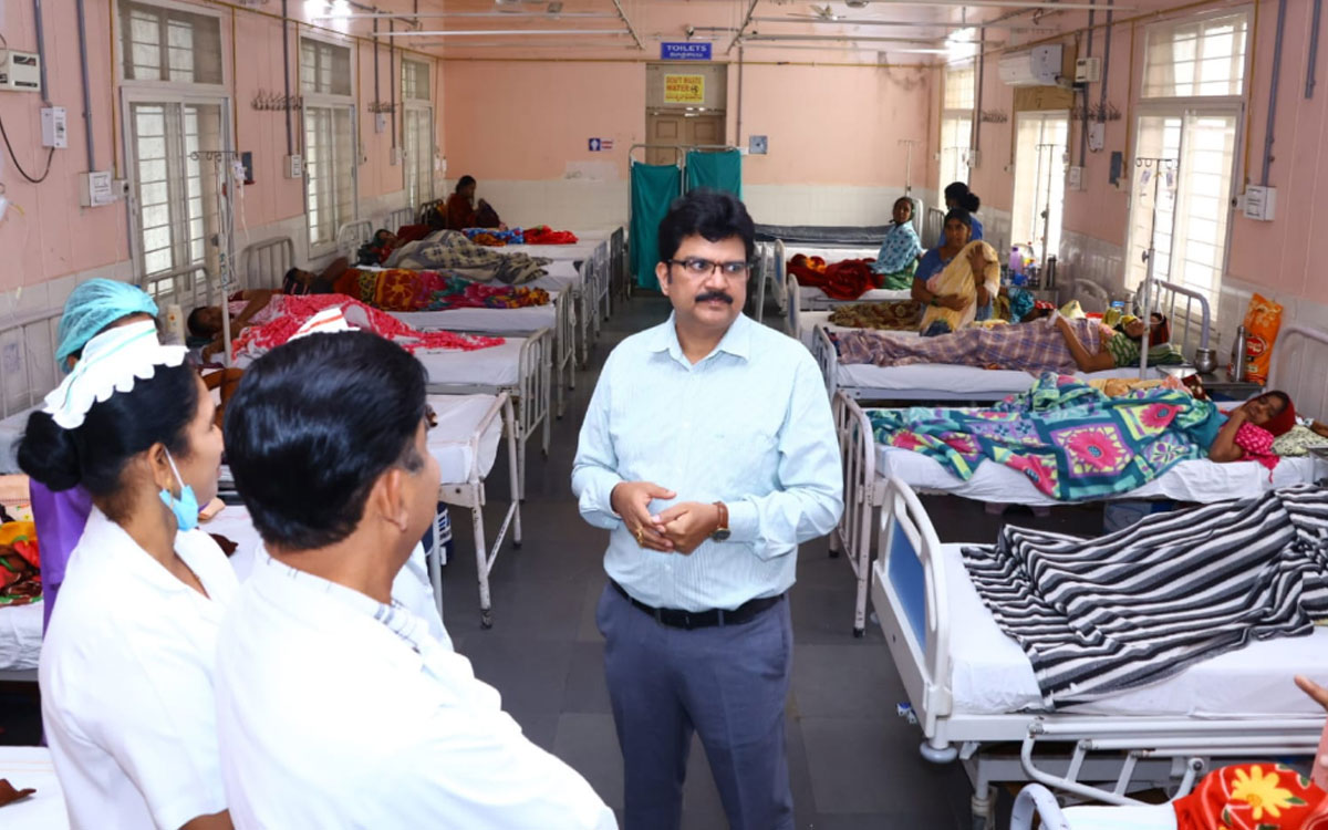 Yadadri Bhuvanagiri : యాదాద్రి భువనగిరి జిల్లా ఆస్పత్రి సిబ్బంది 82 మందికి షోకాజు నోటీసులు