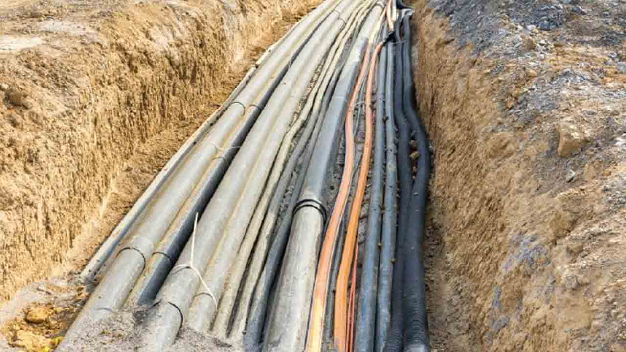 రూ.450 కోట్లుతో భూగర్భ కేబుల్‌!