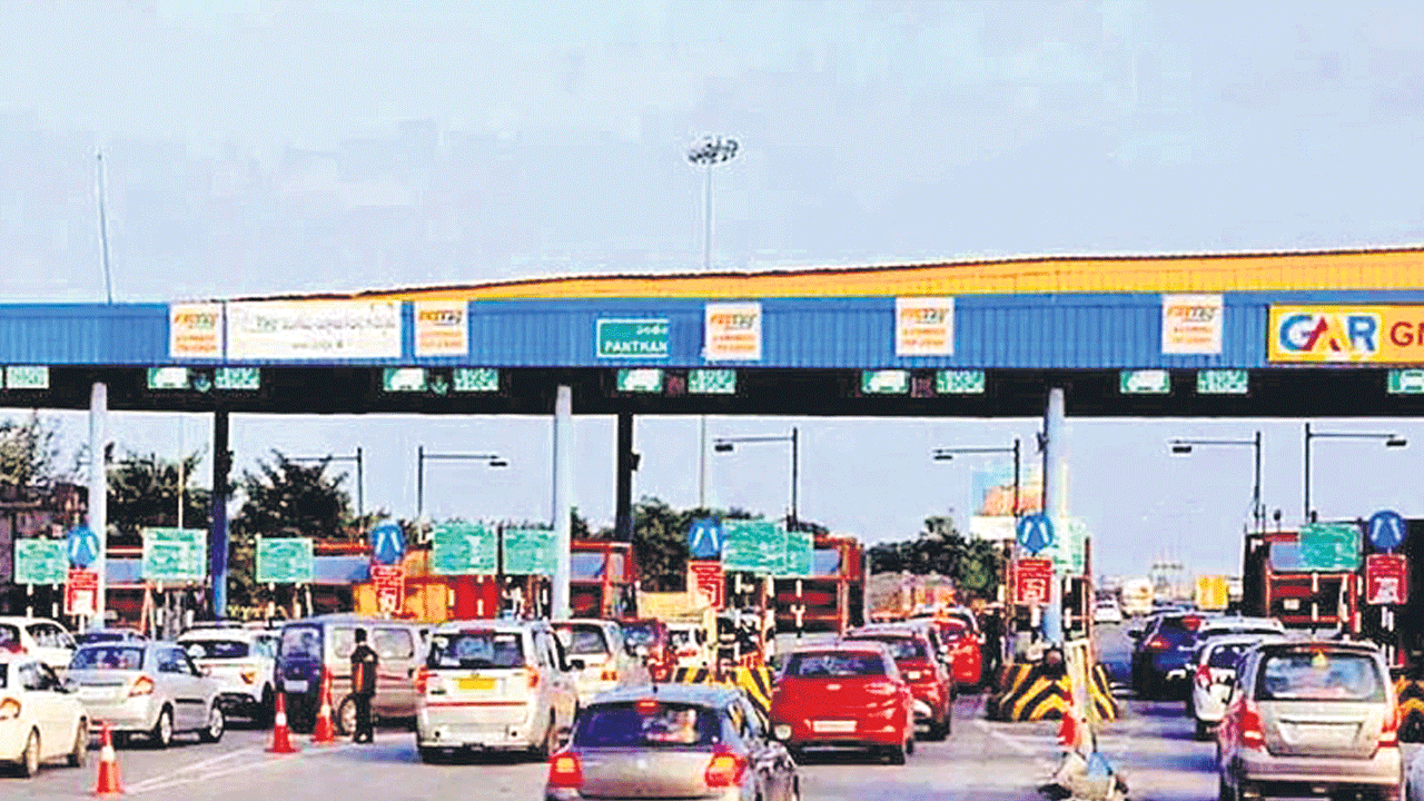 RTC | ఆంధ్రాకు టోల్‌ ఎత్తివేత.. తెలంగాణకు చార్జీల మోత..పండుగ వసూళ్లకు ఆర్టీసీ సై!