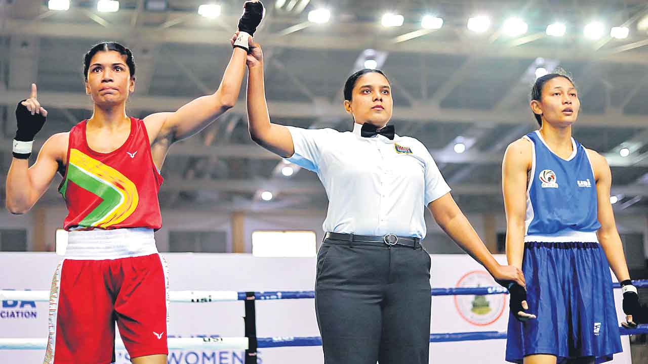 సెమీస్‌లో నిఖత్‌.. జాతీయ బాక్సింగ్‌ టోర్నీ