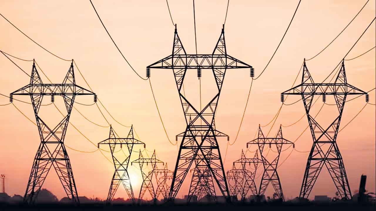 ఆర్థిక లోటు ఉన్నా విద్యుత్తు చార్జీలు పెంచం!