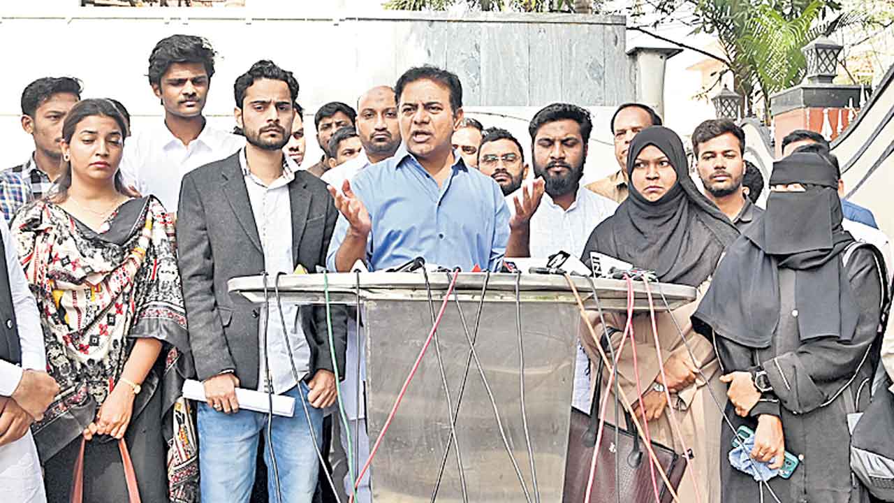 KTR | పోరాడే విద్యార్థులకు అండగా ఉంటాం.. కేటీఆర్‌ భరోసా