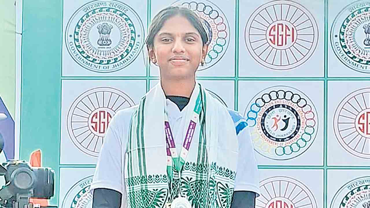 జోషిత డబుల్‌ ధమాకా.. 69వ స్కూల్‌ గేమ్స్‌లో పసిడి, రజతం సొంతం