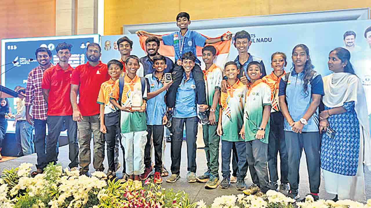 హైదరాబాద్‌ సెయిలర్ల సత్తా